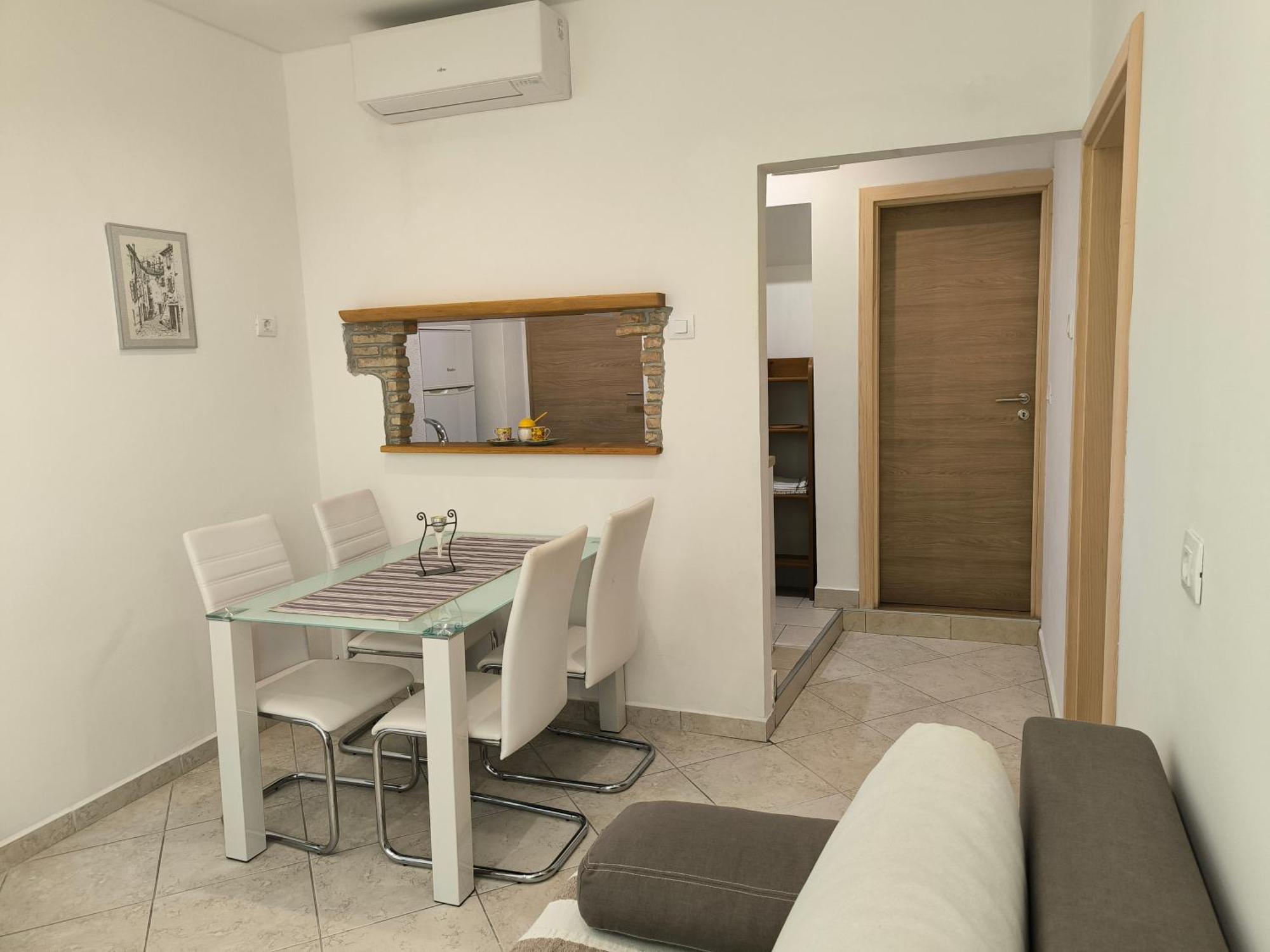 Rooms And Apartment Matika Ровинь Экстерьер фото